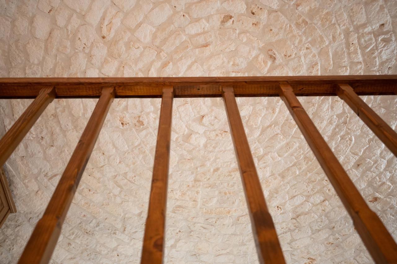 Dimora Noci Mia Apartment Bagian luar foto